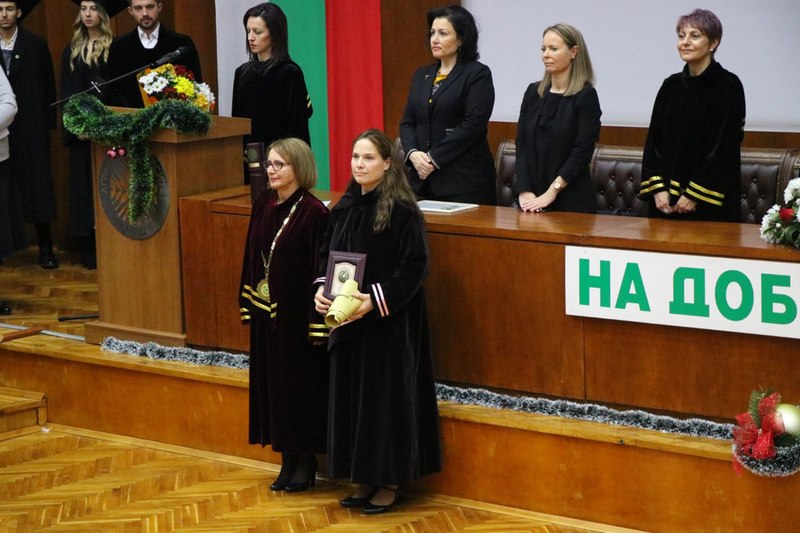 Церемония по връчване на почетна степен Доктор хонорис кауза на г-жа Катрина Клаас-Мюлхойзер (12 декември 2019 г.)
