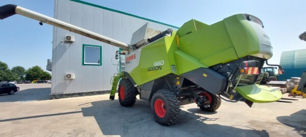Зърнокомбайн марка CLAAS модел LEXION 660 - Image 3