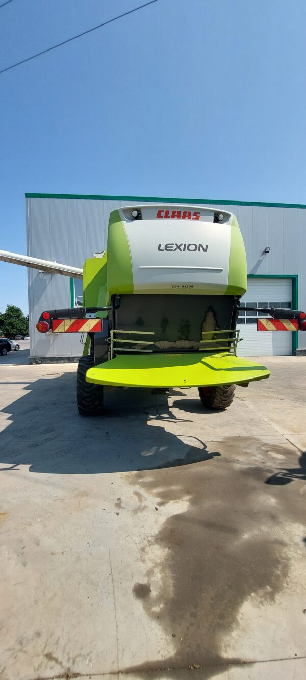 Зърнокомбайн марка CLAAS модел LEXION 660 - Image 8