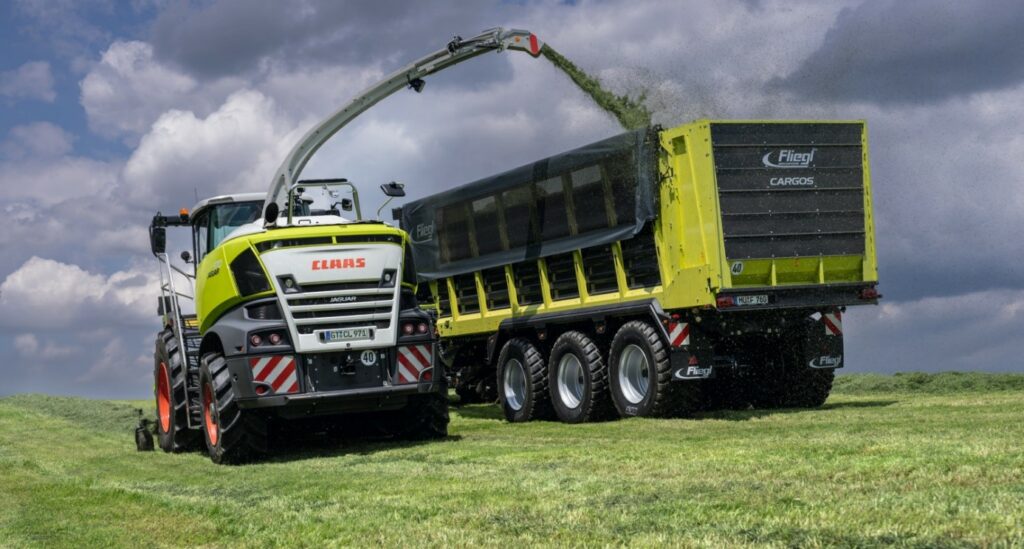 Иновации за CLAAS JAGUAR: V-FLEX нарязващ барабан, нов PICK UP (подбирач) и CSPS анализи на полето