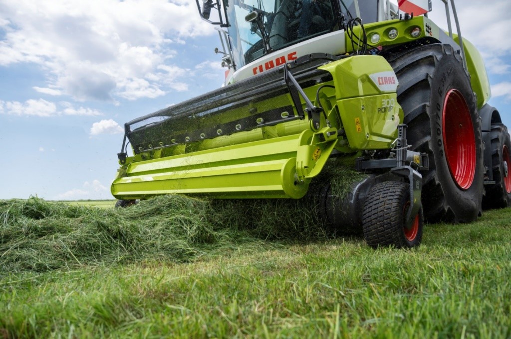 Иновации за CLAAS JAGUAR: V-FLEX нарязващ барабан, нов PICK UP (подбирач) и CSPS анализи на полето