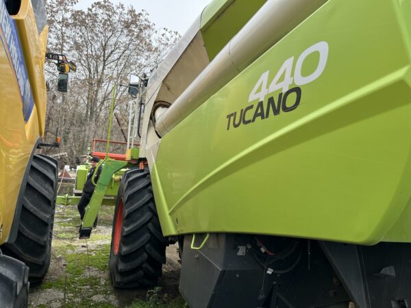 Зърнокомбайн марка CLAAS модел TUCANO 440 - Image 10