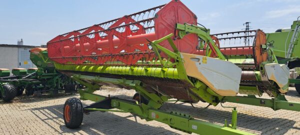 Зърнокомбайн марка CLAAS модел TUCANO 440 - Image 13