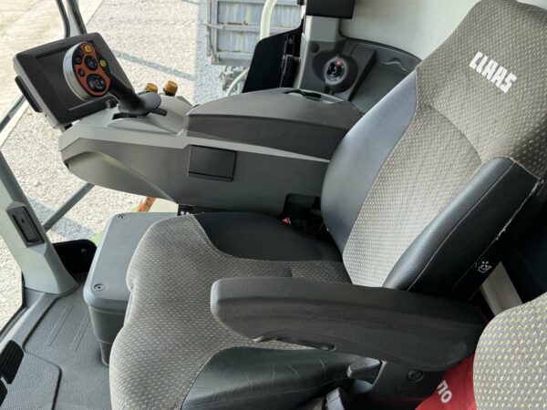 Зърнокомбайн марка CLAAS модел LEXION 670 - Image 3