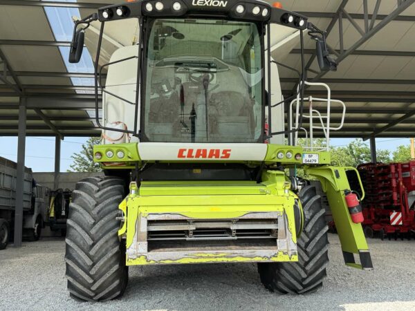 Зърнокомбайн марка CLAAS модел LEXION 670 - Image 16