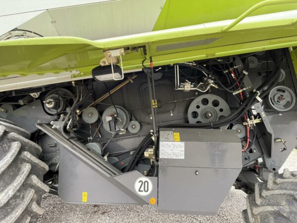 Зърнокомбайн марка CLAAS модел TUCANO 440 - Image 10