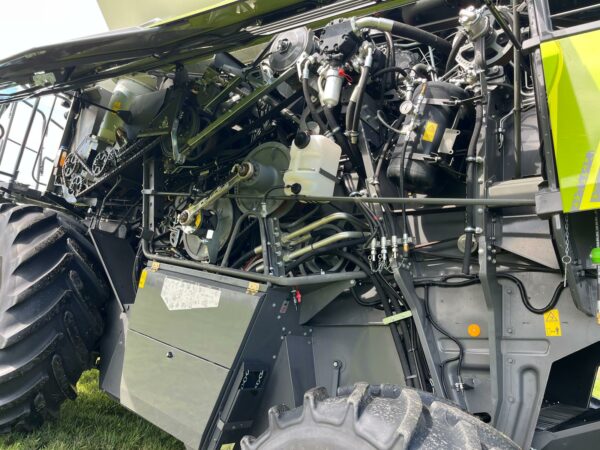 Зърнокомбайн марка CLAAS модел LEXION 6800 - Image 5