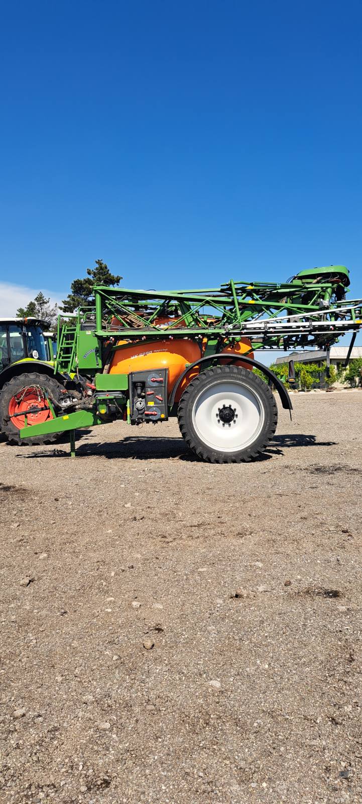Прикачна пръскачка марка Amazone модел UX3200 Special - Image 11