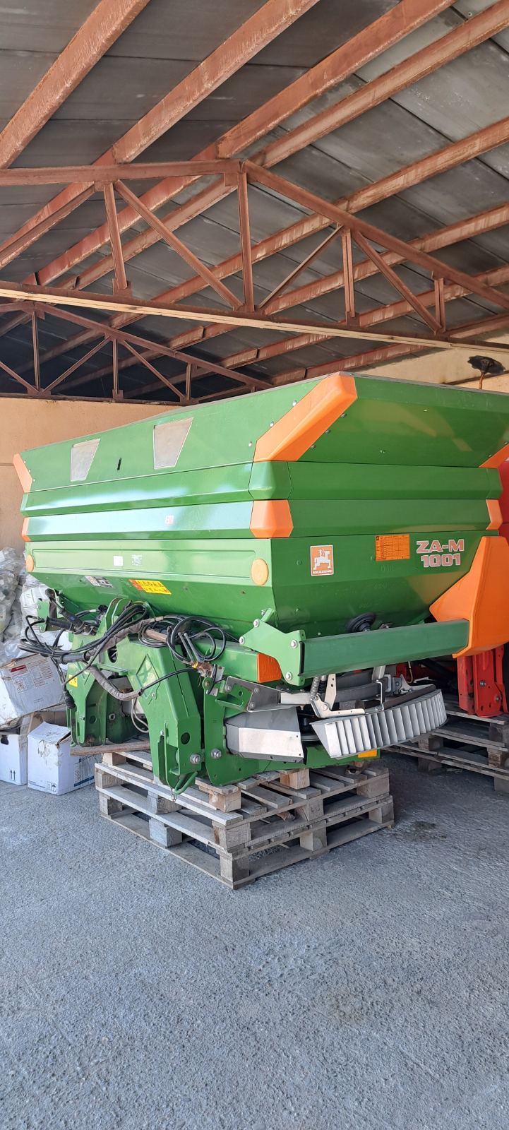 Торачка марка Amazone модел ZA-M 1001 Profis