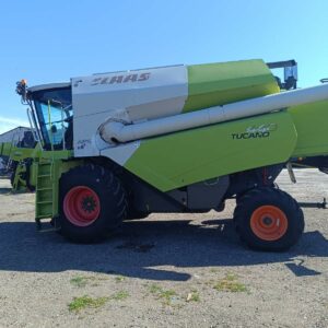 Зърнокомбайн марка CLAAS модел TUCANO 440