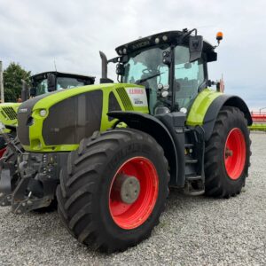 Трактор марка CLAAS модел AXION 960